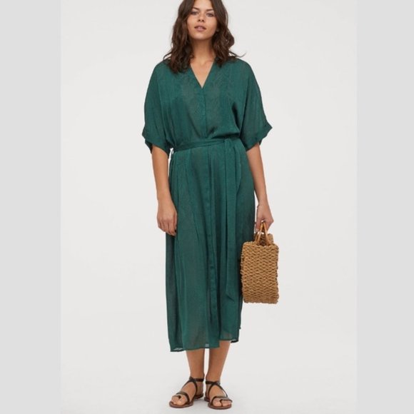 NWT H&M Green Kaftan Dark Green Maxi Palm Leaves‎ print Belted V-neck Long Dress - Picture 1 of 5
